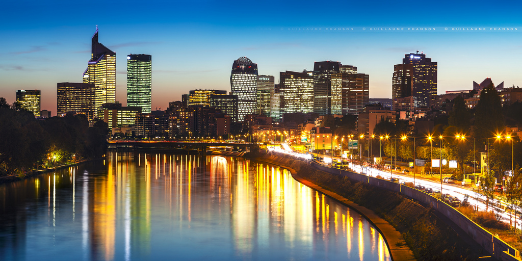 západ slunce, město, panoráma města, noc, voda, budova, odraz, nebe, panoráma, mrakodrap, večer, most, kancelář, řeka, Kánon, horizont, panoráma, Francie, Paříž, soumrak, metropole, Seine, centrum, bluehour, svítání, odrážet, stezka, quai, arbre, reflet, kancelář, mezník, během dne, fleuve, coucherdesoleil, canoneos5dmarkii, urban area, vodní, Metropolitní oblast, panelový dům, La Défense, soubor, heurebleue, Île-de-France, lampadaire, Gratteciel, panoramique, Etoile, zeleň, ECLAIRAGE, Možná, Levallois, Pontdelevallois
