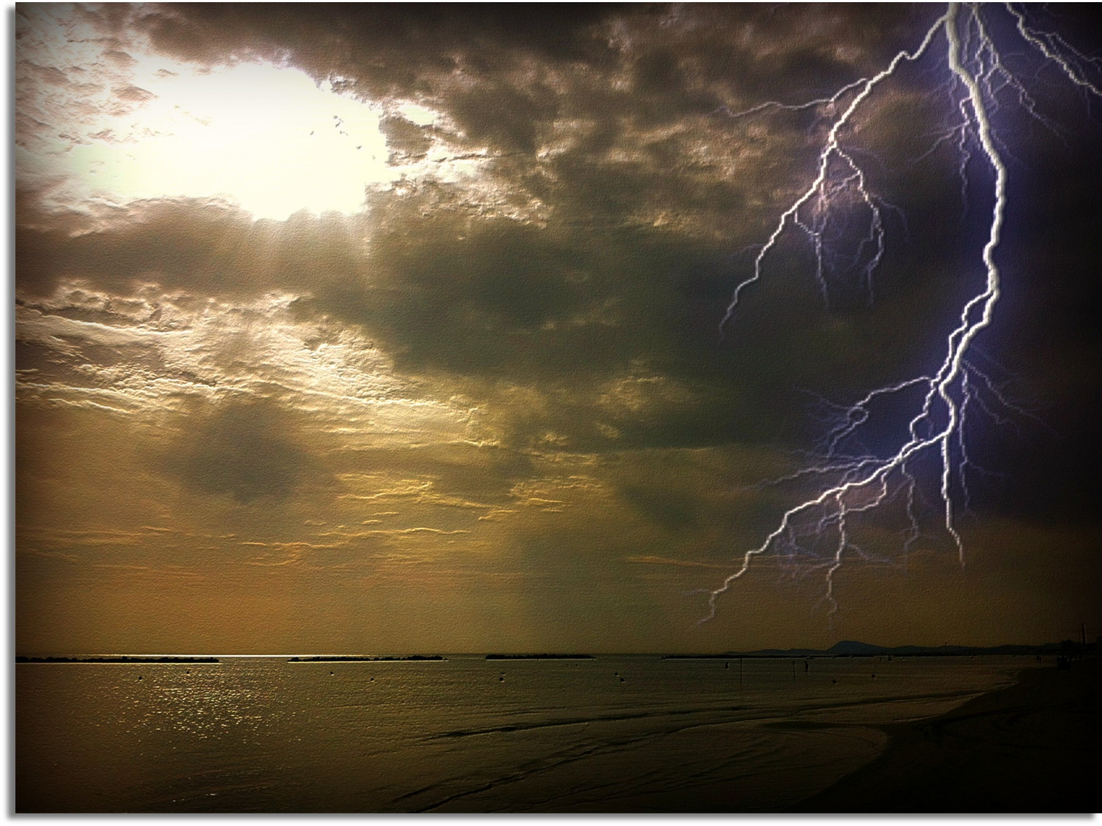 slunečnímu záření, krajina, bílý, moře, Itálie, Příroda, Červené, odraz, nebe, stín, mraky, Blesk, panoráma, žlutý, slunce, textura, atmosféra, panoráma, letní, Evropa, Dovolená, hrom, Přátelé, perspektivní, světlo, mrak, barvy, počasí, mygearandme, fotografie, oblohy, přímořská krajina, tma, mygearandmepremium, mygearandmebronze, mygearandmesilver, bestcapturesaoi, Jesi, Eugenio, iPhone 4, Staffolo, Coppari, USC, paesaggimarchigiani, Senigallia