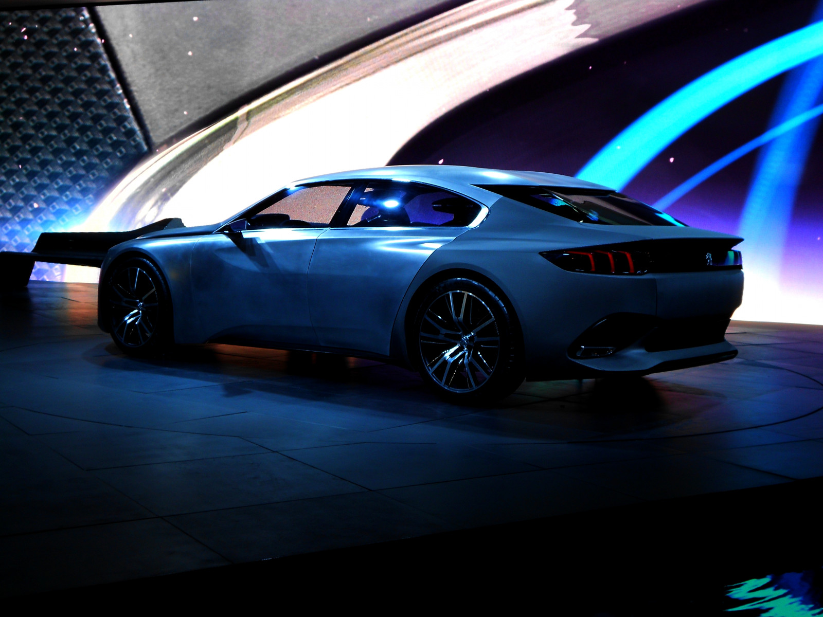 auto, BMW, vozidlo, fotografování, Francie, Paříž, sportovní auto, voiture, výkon auta, peugeot, limuzína, 2014, Pojem, Nový, kolo, de, motor, auto, show, automobil, superauto, zvýraznit, automobil, Motorshow, worldcars, automobilového designu, koncept vozu, luxusní vůz, rodinný vůz, kompaktní vůz, motorové vozidlo, osobní luxusní automobil, výkonné auto, střední velikost auta, auto show, v plné velikosti vůz, conceptcar, xy, ez, Yann, Mondial, lautomobile, xyez, oslavovat