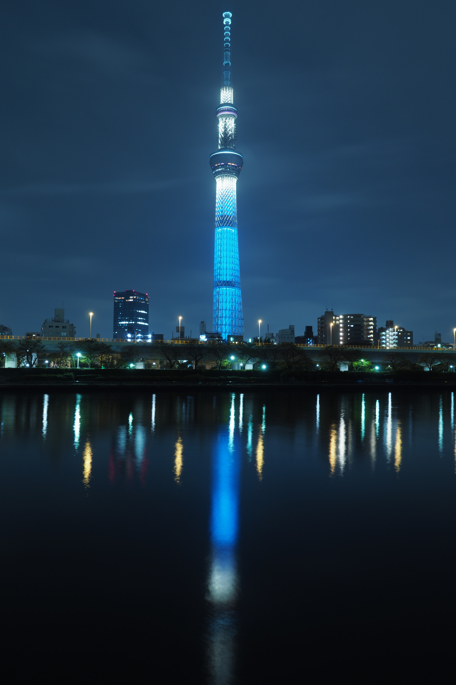 Japonsko, město, panoráma města, noc, architektura, odraz, panoráma, mrakodrap, večer, věž, horizont, soumrak, Tokio, Olympus, jp, Skytree, světlo, svítání, osvětlené, osvětlení, tma, iki, mezník, Tokyo Sky Tree, mzuiko, vysoké rozlišení, OMD, EM5, omdem5, mzuikodigital1250mmf3563, mzuiko1250, em5mark2, omdem5mark2, Atmosféra Země, lidské osídlení