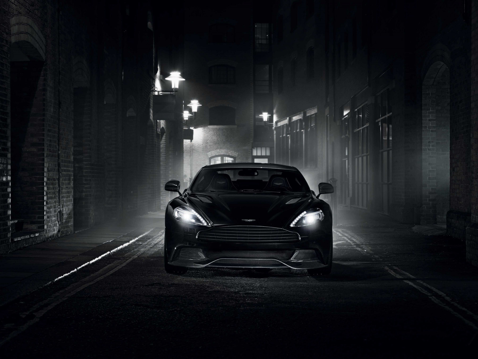 černobílý, auto, vozidlo, sportovní auto, 2015, Aston Martin, netcarshow, netcar, obrázky vozidel, photo auto, Vanquish Carbon Black, tma, superauto, Snímek obrazovky, počítač tapeta, Černý a bílý, monochromatické fotografování, automobilového designu, automobil make