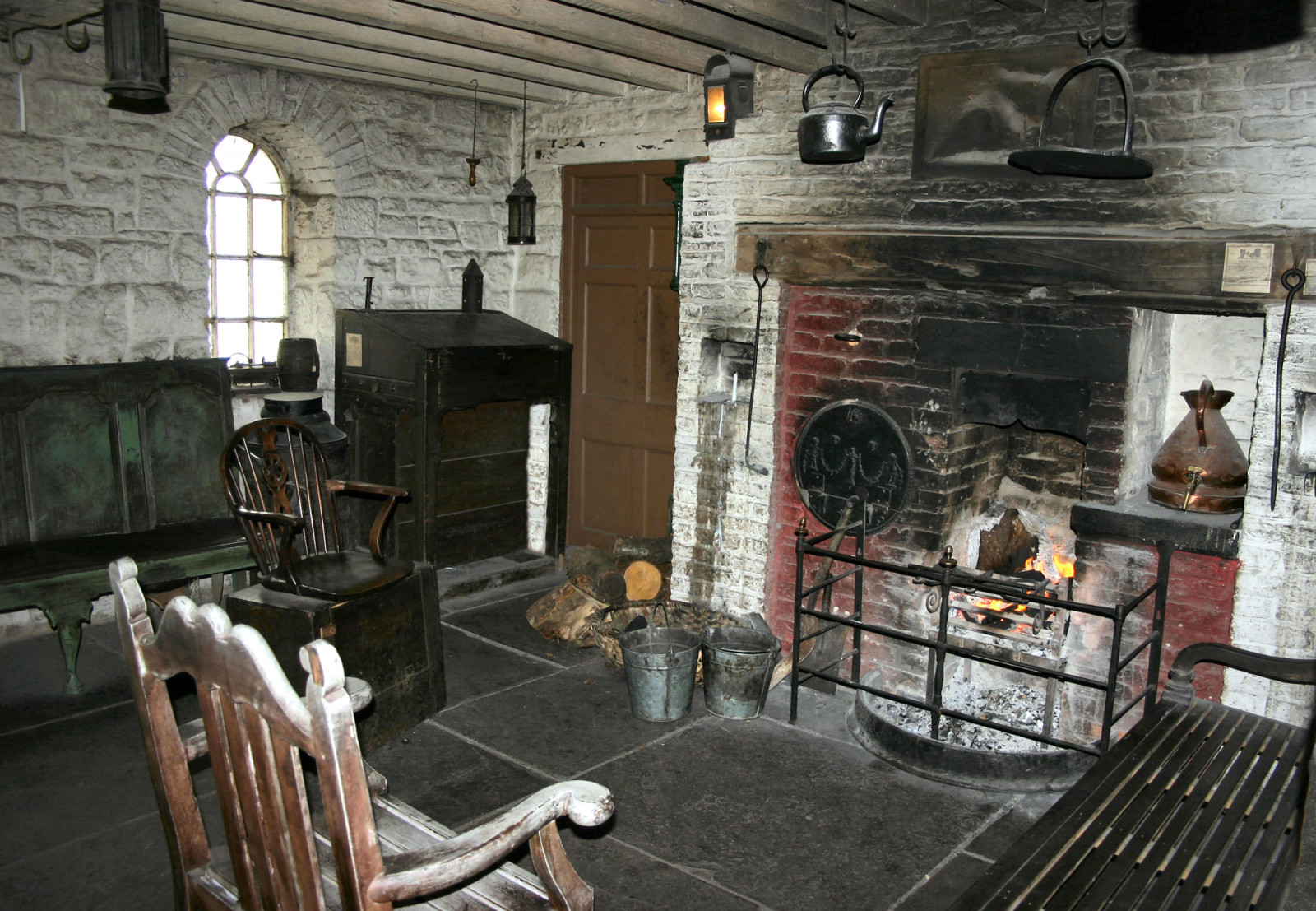 rovinare, treno, Inghilterra, camino, Museo, interior design, Yorkshire, edifici, canoneos, northernengland, focolare, stufa a legna