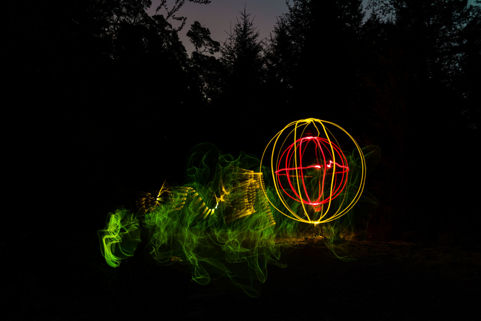 leggero, bianca, Canada, lightpainting, astratto, nero, colore, verde, ARTE, colori, notte, palla, buio, luci, freddo, luci notturne, colori, avanti Cristo, viola, sfera, cupola, paintingwithlight, striature, Lightart, 138, lightpaint, singleexposure, Gowlandtodd