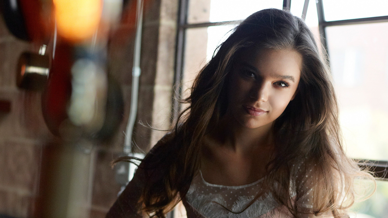 tvář, ženy, model, portrét, dlouhé vlasy, fotografování, osobnost, zpěvák, šaty, móda, vlasy, Osoba, Hailee Steinfeld, dívka, krása, oko, žena, dáma, účes, focení, hnědé vlasy, Lidské tělo