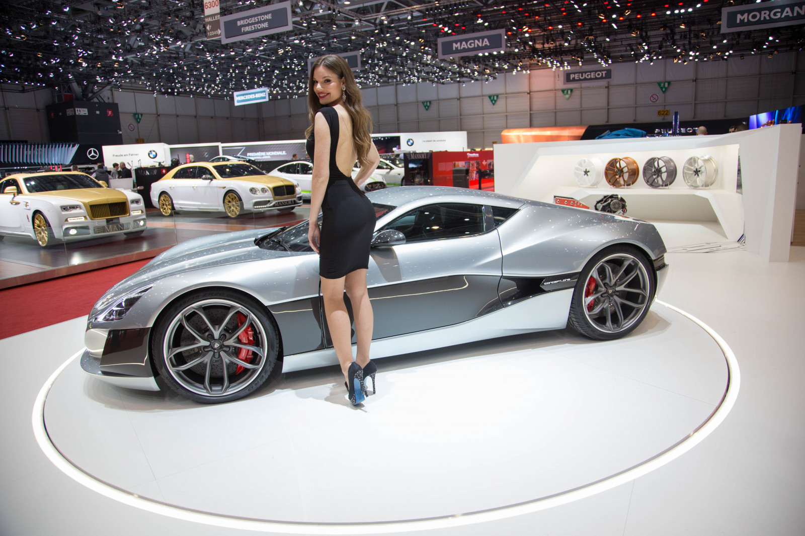 auto, vozidlo, sportovní auto, výkon auta, Rimac, koncept jeden, netcarshow, netcar, obrázky vozidel, photo auto, 2016, kolo, výstava, superauto, pozemní vozidla, automobilového designu, automobil make, koncept vozu, luxusní vůz, auto show