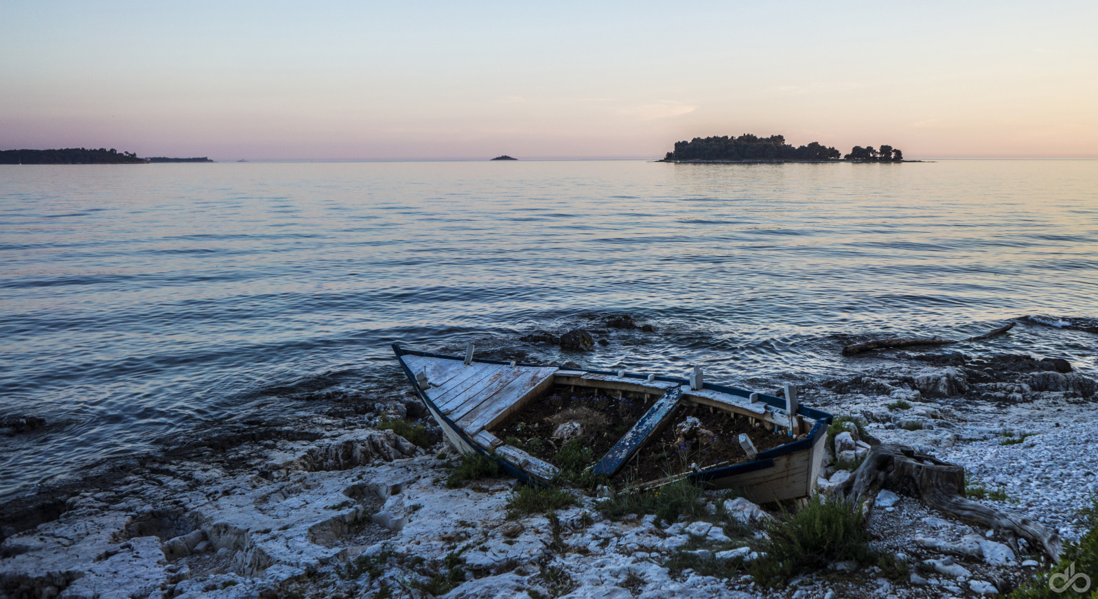 západ slunce, moře, Černá, pláž, pramen, fotografování, bota, loď, meer, sonnenuntergang, kameny, Chorvatsko, steine, vrak, schwarz, Roving, abendrot, mořské chaluhy, kroatien, Istrien
