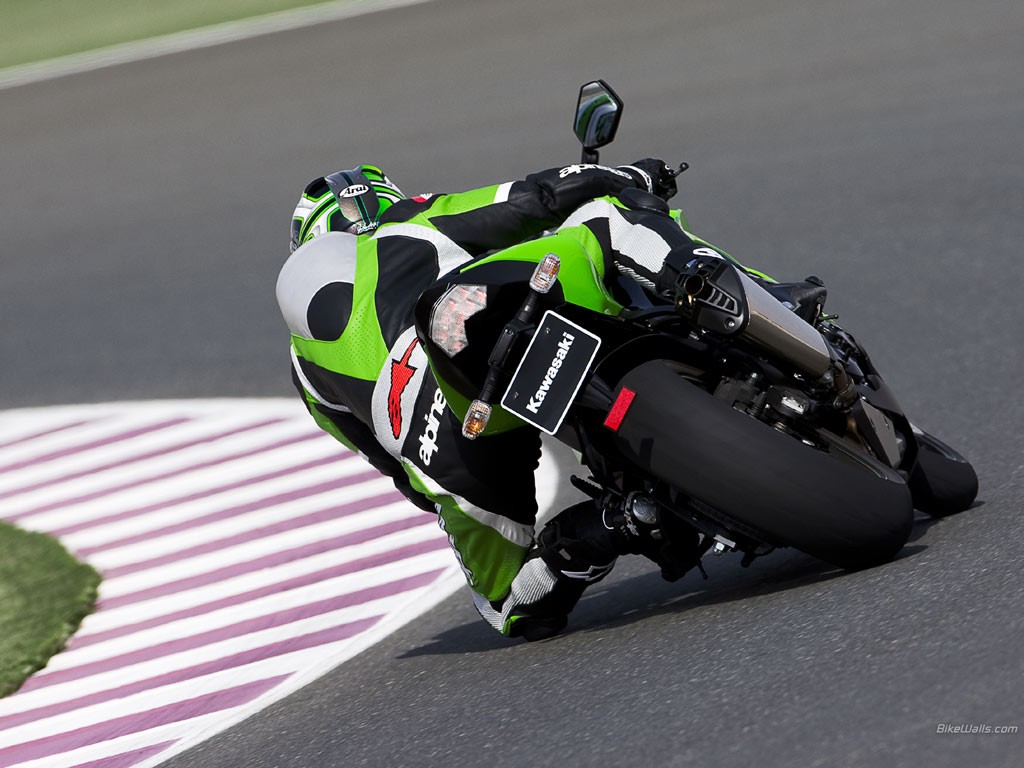 デスクトップ壁紙 車両 川崎市 モータースポーツ 自動車メーカー スーパーバイクレース レーストラック ロードレース オートバイレース グランプリバイクレース 1024x768 Cryzeen デスクトップ壁紙 Wallhere