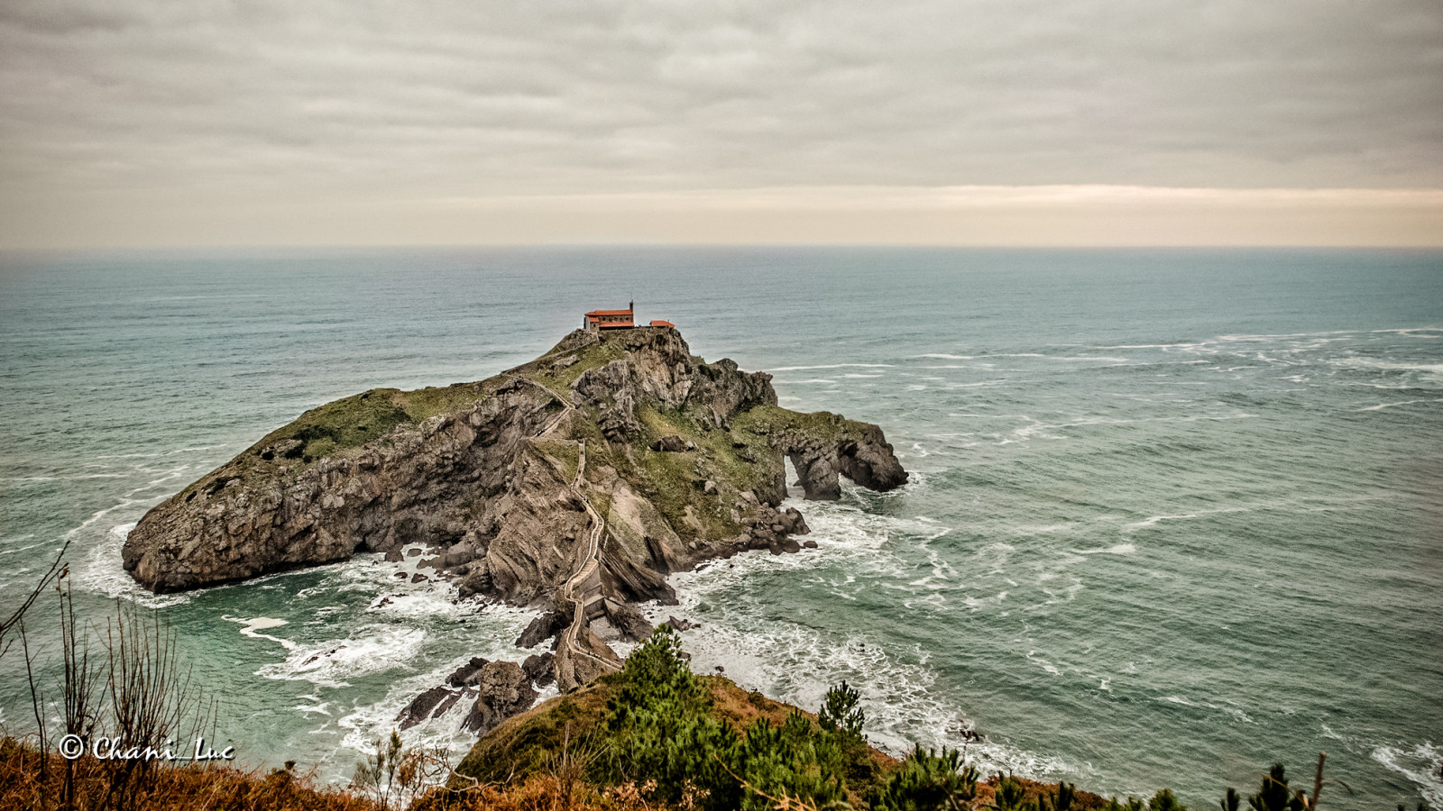 moře, záliv, voda, Skála, Příroda, pobřeží, pláž, věž, pobřeží, útes, horizont, pelerína, 2015, Gaztelugatxe, Terén, oceán, vlna, zátoka, ostrůvek, D5100, viajes, espana, Euskadi, tělo z vody, mořská vlna, zásobník, Bermeo, viajebilbao, lrthefader