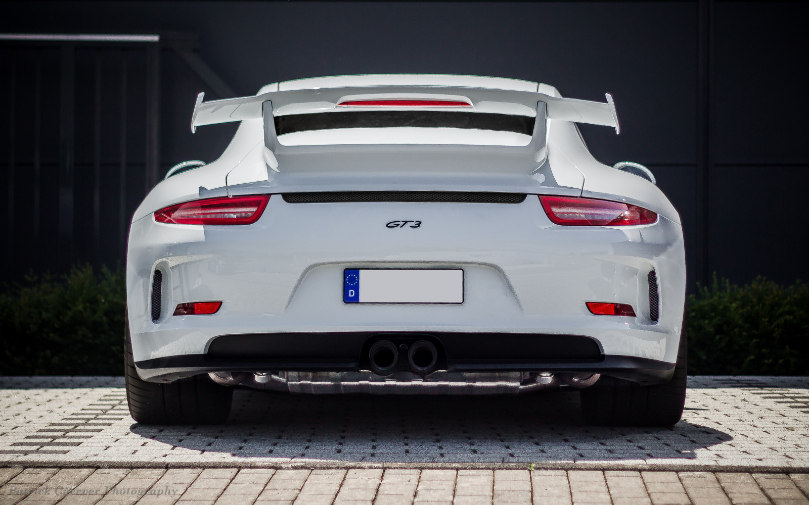 Fond d'écran blanc, piste de course, voiture de course, la