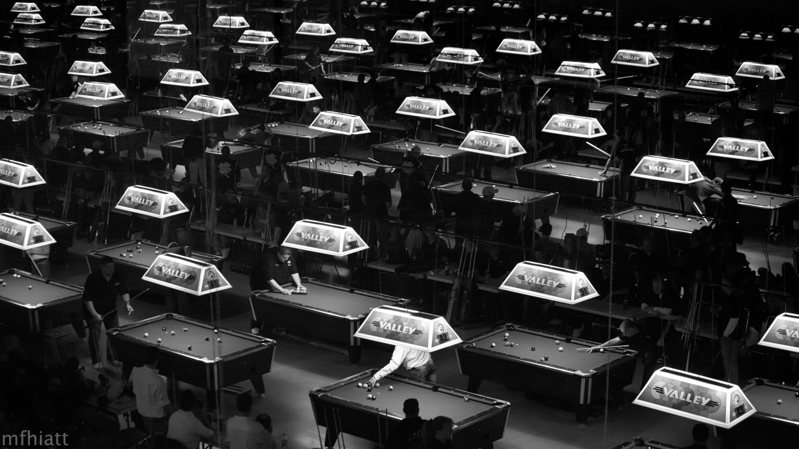 bianco e nero, bw, monocromo, palla, spunto, Iowa, lowkey, Giorno96, DesMoines, 06apr13, Giorno96365, 3652013, Week14theme, mfhiatt, 2013inphotos, 2013michaelfhiatt