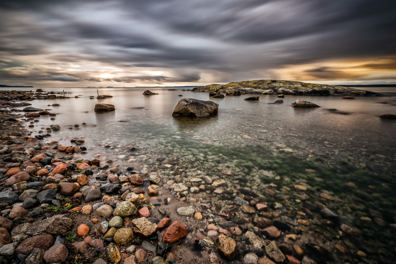 krajina, západ slunce, moře, voda, Skála, pobřeží, odraz, nebe, kameny, mraky, mech, svítání, uklidnit, Norsko, večer, pobřeží, horizont, skály, soumrak, mrak, svítání, oceán, odrazy, canon6d, ef1740mm, jezero, bentvelling, počítač tapeta, fromyoutous, meteorologický jev, fuglevik