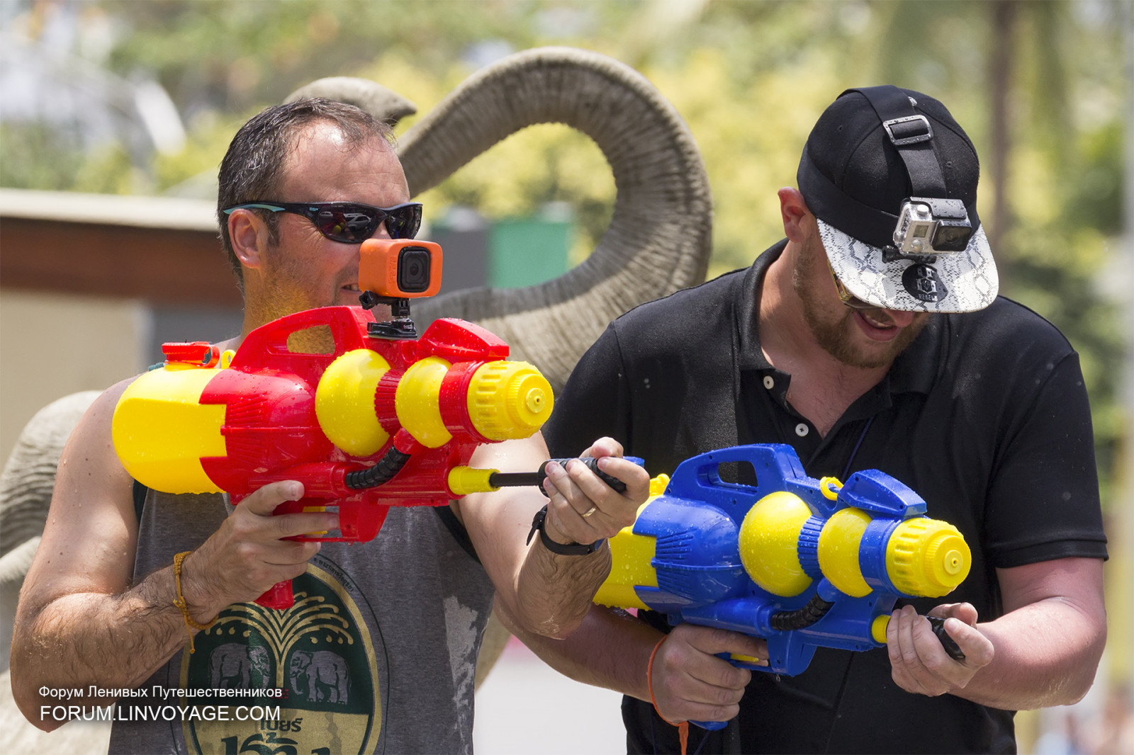 ผู้ชาย, กีฬา, คน, ปืน, เมือง, น้ำ, รถ, เมือง, วันหยุด, ประเทศไทย, ปีใหม่, ไทย, เด็กชาย, ใหม่, กลางแจ้ง, หญิงสาว, ชาย, จักรยาน, ตลก, สนุก, หยด, phuketian, หัวเราะ, ปี, phuketphotographernet, forumlinvoyagecom, httpforumlinvoyagecom, กีฬาความอดทน