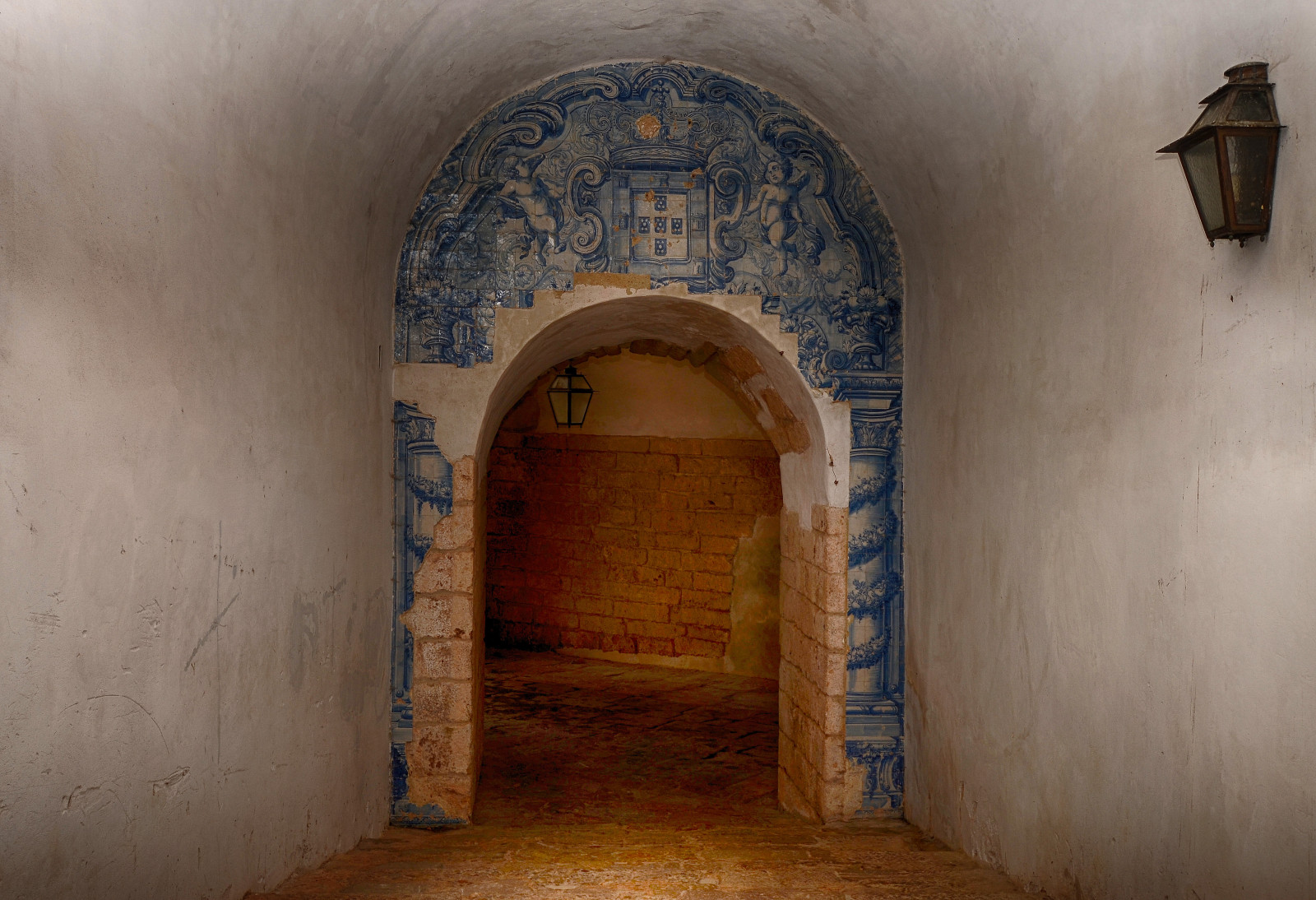 starý, okno, architektura, budova, stěna, hotel, hrad, historický, dějiny, HDR, pevnost, pevnost, oblouk, obklady, zřícenina, Portugalsko, dlaždice, podrobnosti, de, architektonický, dávná historie, hospoda, Sao, opevnění, setubal, lóže, circa, nocleh, Filipe, pousada, 1500s