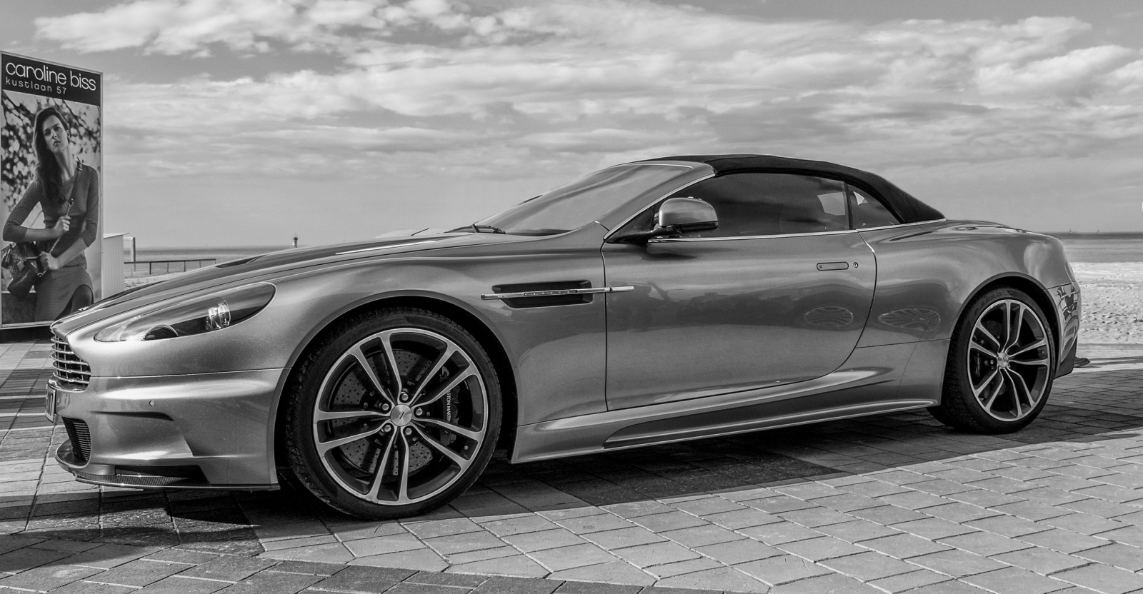 gli sport, bianca, nero, monocromo, modello, auto, veicolo, fotografia, Inghilterra, grigio, Nikon, Regno, DBS, Europa, auto sportiva, Belgio, Roadster, UK, Cabrio, Aston Martin DBS, auto d'epoca, coupe, Convertibile, voiture, macchina di spettacolo, Catturare, evento, Aston Martin DB9, esotico, Berlina, Aston Martin Vanquish, Europa, Aston Martin Vantage, GT, Lagonda, scena, scenario, unito, bw, nero bianco, foto, ruota, grande, mobile, design, fotografia, kust, auto, cerchione, aston, balestruccio, supercar, Immagine, immagine, prix, D300S, zwartwit, Inglese, esclusivo, europeo, cabriolet, versione, Belgie, vehikel, robertobraam, v12, limitato, evenement, tourer, costoso, belgique, Knokke-Heist, zoutegrandprix, knokke, Heist, AstonMartin, volante, sfondo del computer, bianco e nero, fotografia in bianco e nero, veicoli terrestri, design automobilistico, veicolo di lusso, auto di famiglia, auto compatta, veicolo a motore, auto di lusso personali, auto esecutivo, city ​​car, vettura di medie dimensioni, Aston Martin DBS V12, aston martin V8 Vantage 2005, Aston Martin Virage, Aston Martin Rapide, Kustlaan, automotive wheel system