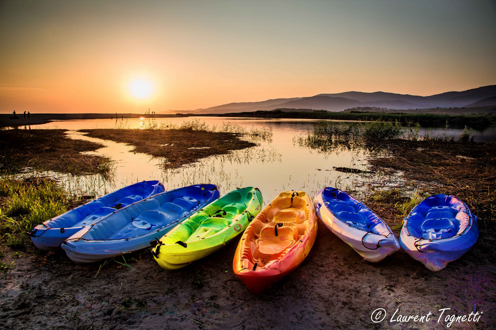 sollys, landskab, båd, solnedgang, hav, vand, natur, afspejling, himmel, køretøj, fotografering, aften, morgen, flod, Sol, Canon, panorama, Solrig, kajakker, Korsika, træ, plante, marinemaleri, kajak, kano, fartøjer, Sable, Soleil, Corse, Sagone, mer, ciel, plage, Couleurs, coucherdesoleil, canonef24105mmf4lisusm, Korsika, canoneos6, Mediterranee, Liamone