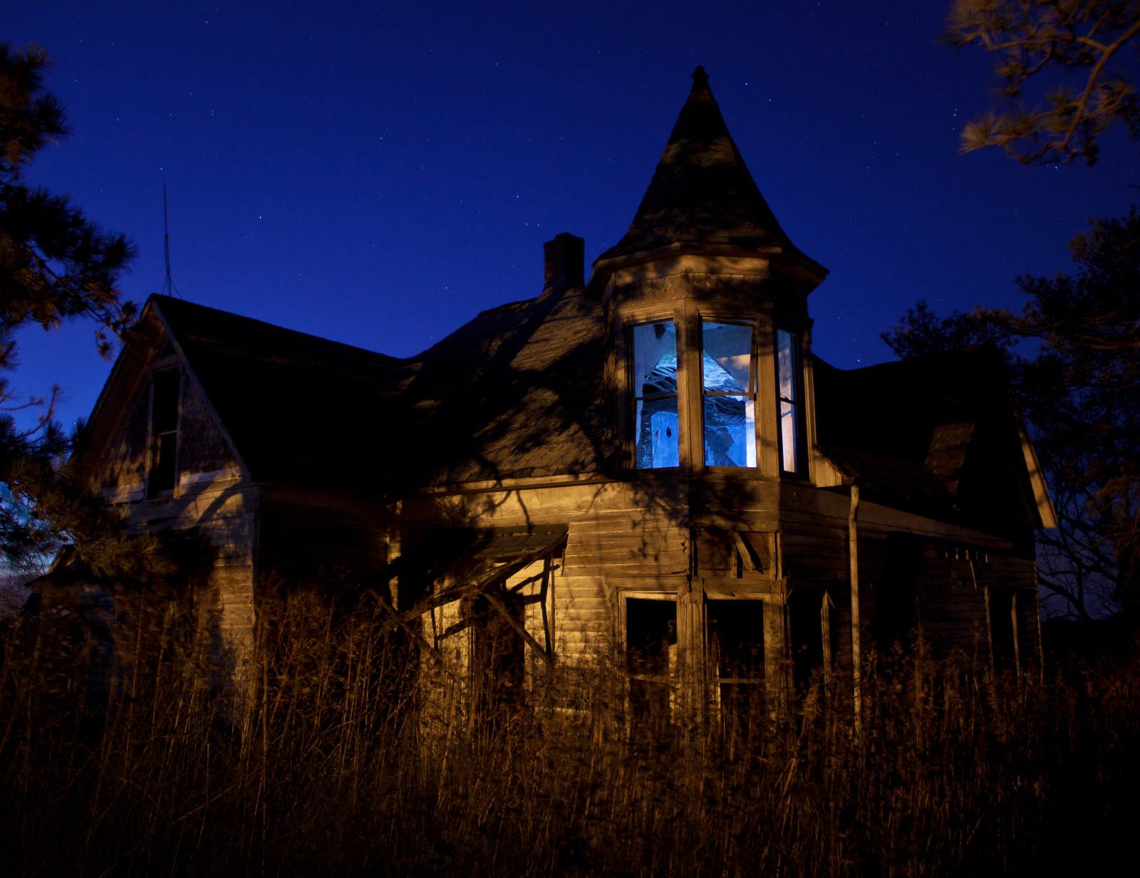 longexposure, lightpainting, věž, opuštěný, architektura, noc, venkovský, hvězdy, rozklad, děsivý, strašidelný, strašidelný, strašidelný, abandonedhouse, strašidelný dům