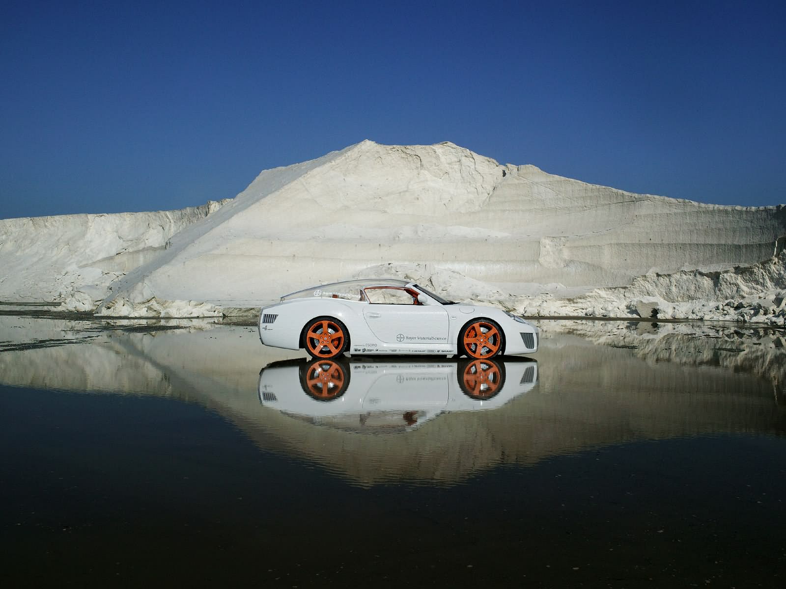 riflessione, la neve, veicolo, ghiaccio, artico, netcarshow, netcar, immagini di auto, auto foto, 2009, nube, montagna, tempo metereologico, Rinspeed, concetto zaZen, atmosfera della terra, morfologie montane, catena montuosa