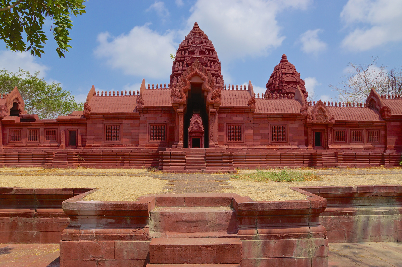 park, město, výlet, dovolená, sochařství, rostliny, jezero, dějiny, Cestovní ruch, Příroda, Thajsko, chrám, starověký, vzdělání, svatyně, Asie, Bangkok, moderní, Buddha, buddhistické, kultura, palác, turista, historický, replika, Thai, chrámy, obnovena, téma, destinace, uchovaný, jihovýchodní, tématickém, paláce, provincie, trůn, kulturní, Samut, Muang, boran, muangboran, pradávné město, Mueang, samutprakhan, prakhan, mueangboran