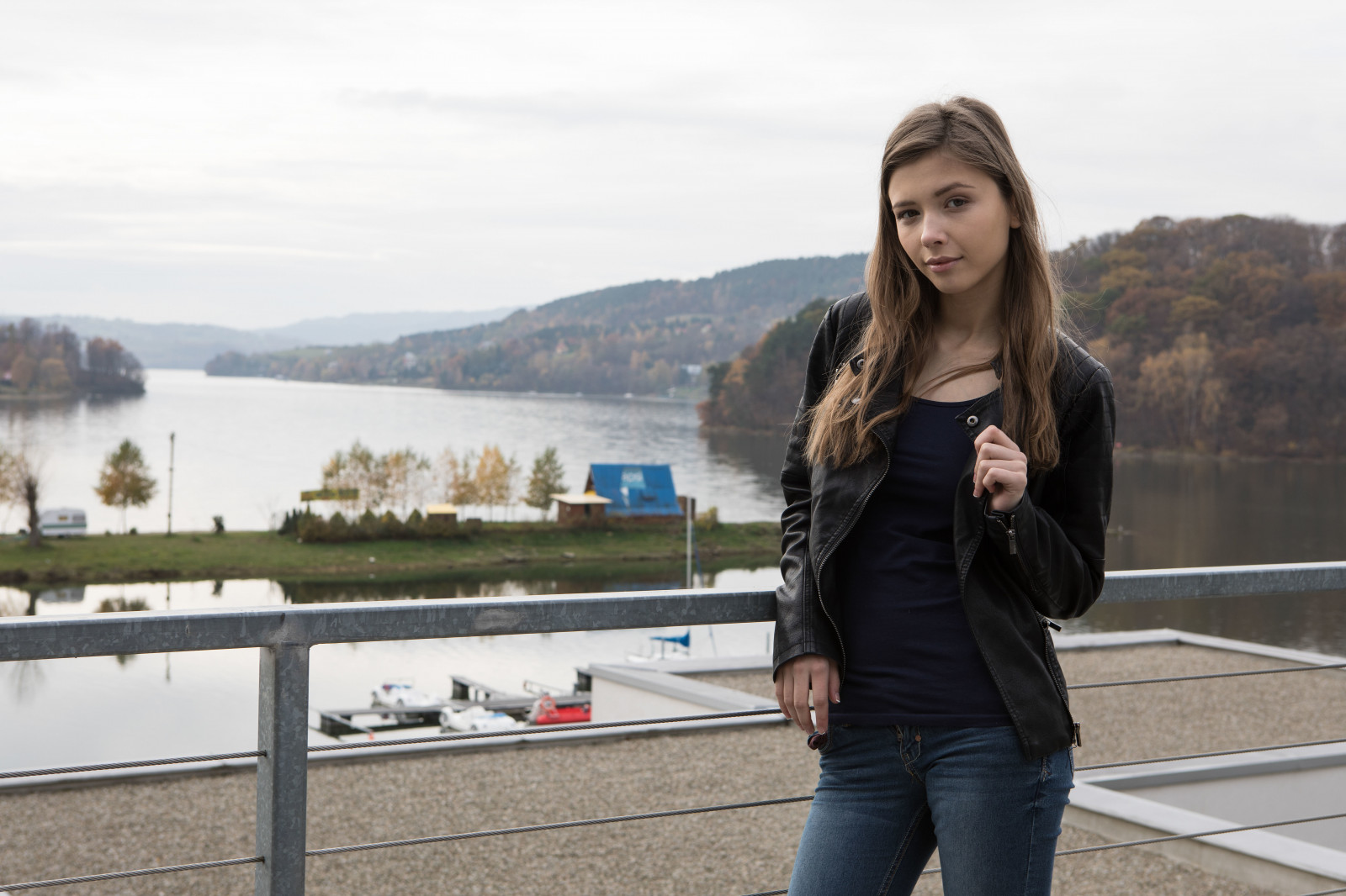 Mila Azul, model, ženy venku, voda