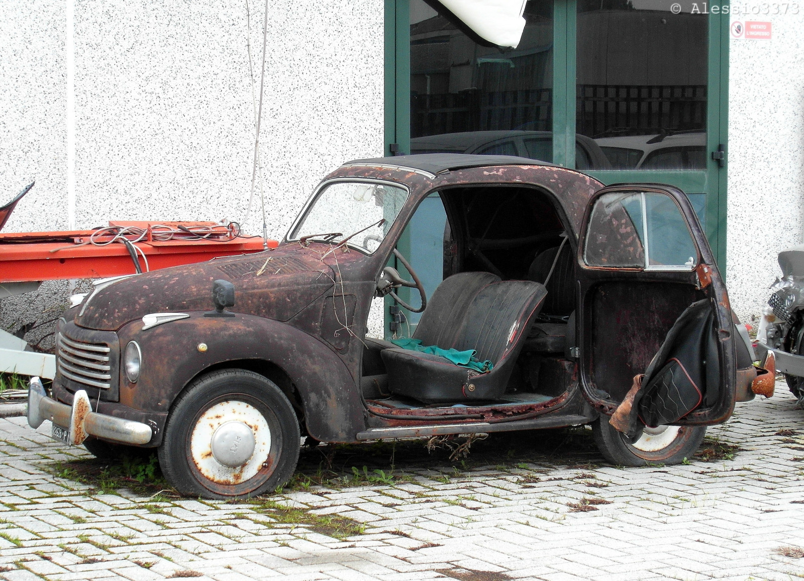 opuštěný, rez, FIAT, zanedbaný, rezavý, zrezivělý, 500C, šrot, opuštění, vykotlaný, zkorodované, rustycars, nemilovaný, topolino, nepoužitý, rustycrusty, sešrotován, abandonedcars, fiattopolino, fiat500c, fiat500ctopolino, scrappedcars