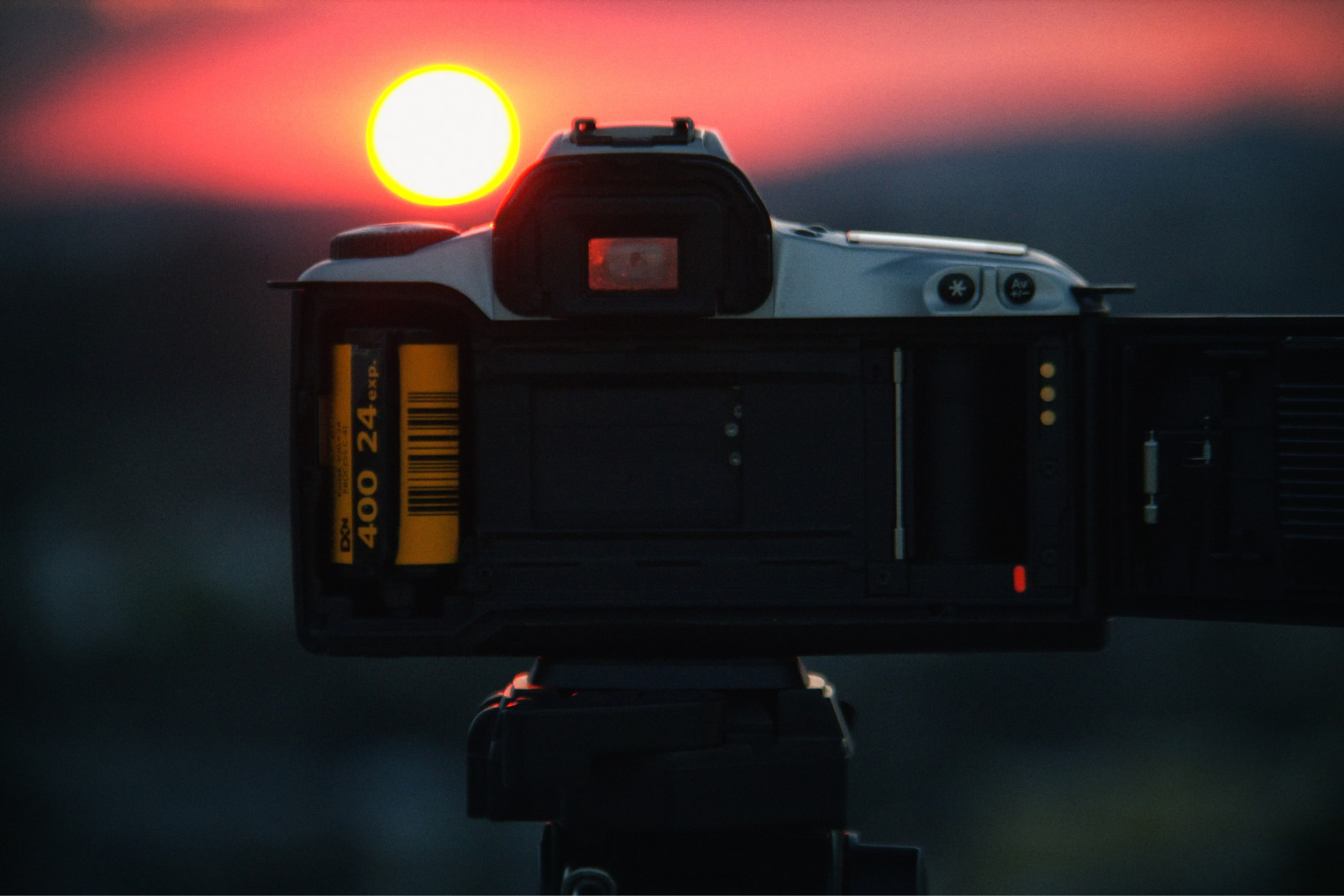 พระอาทิตย์ตก, ท้องฟ้า, การถ่ายภาพ, กล้อง, Canon, เทคโนโลยี, เลนส์, กบฏ, เบา, goldenhour, bh, eos, canoneos, Pordosol, kodakgold, 18135 มม, canon650d, kitlens, กล้องดิจิตอล, เลนส์กล้อง, กล้องสะท้อนแสงเดี่ยว, เลนส์กล้อง, กล้องสะท้อน, เลนส์กล้องถ่ายภาพแทนกันได้, ดิจิตอล SLR, canont4i, minasgerais, กล้องถ่ายรูป, belohorizonte, ผู้ประกอบการกล้อง, canoneos300, นักถ่ายภาพ, eos650d, bhz, beag, capitaldasgerais, เวทมนตร์, canonrebelt4i, eosrebel, rebel300, lentedokit, flash photography, film camera