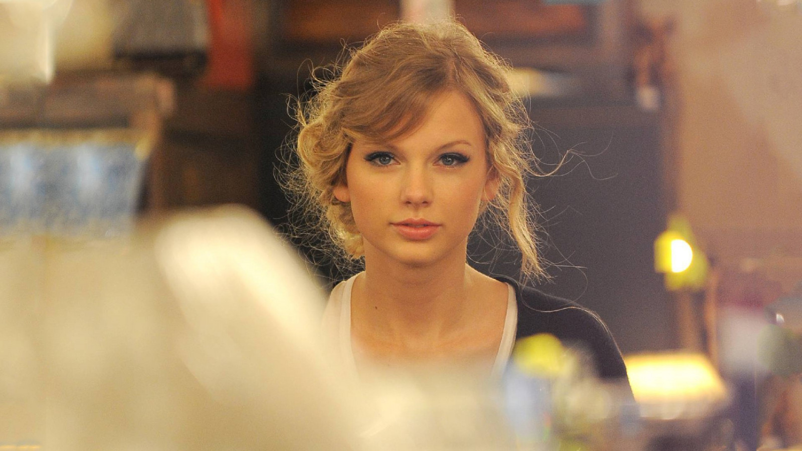 ansigt, Kvinder, model, portræt, blond, fotografering, berømthed, kjole, Taylor Swift, mode, hår, Person, hud, hoved, farve, pige, skønhed, smil, øje, kvinde, dame, fotografi, blond, frisure, 1920x1080 px, portrætfotografering, Photo shoot, brunt hår