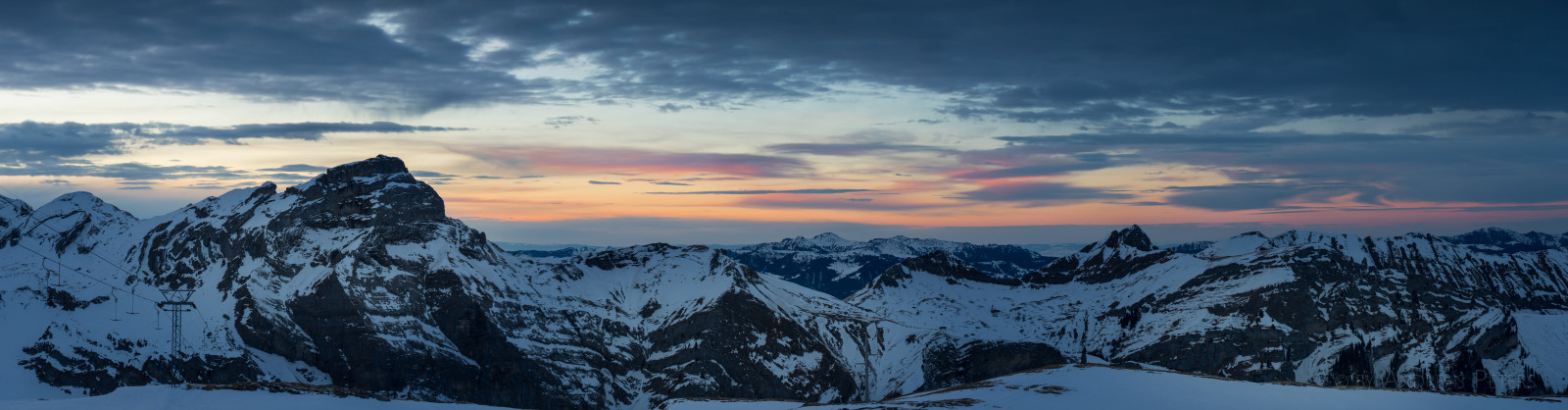 Bergstation, Bonistock, langzeitbelichtung, longexposure, skiweekend, hornusser, Gondiswil, 2017, January, melchseefrutt, Melchsee, Kerns, cantonofobwalden, kantonobwalden, Berge, bjerge, alpen, Alperne, Schnee, sne, vinter, schweiz, Schweiz, panorama, høj opløsning, Sony, sonyalpha, 7markii, 7ii, 7m2, a7ii, alfa, ilce7m2, Sonyfe28 70mmf35 56oss, fe, 28 70mm, F35 56, sel2870, emount, kitlens, andreaspeters