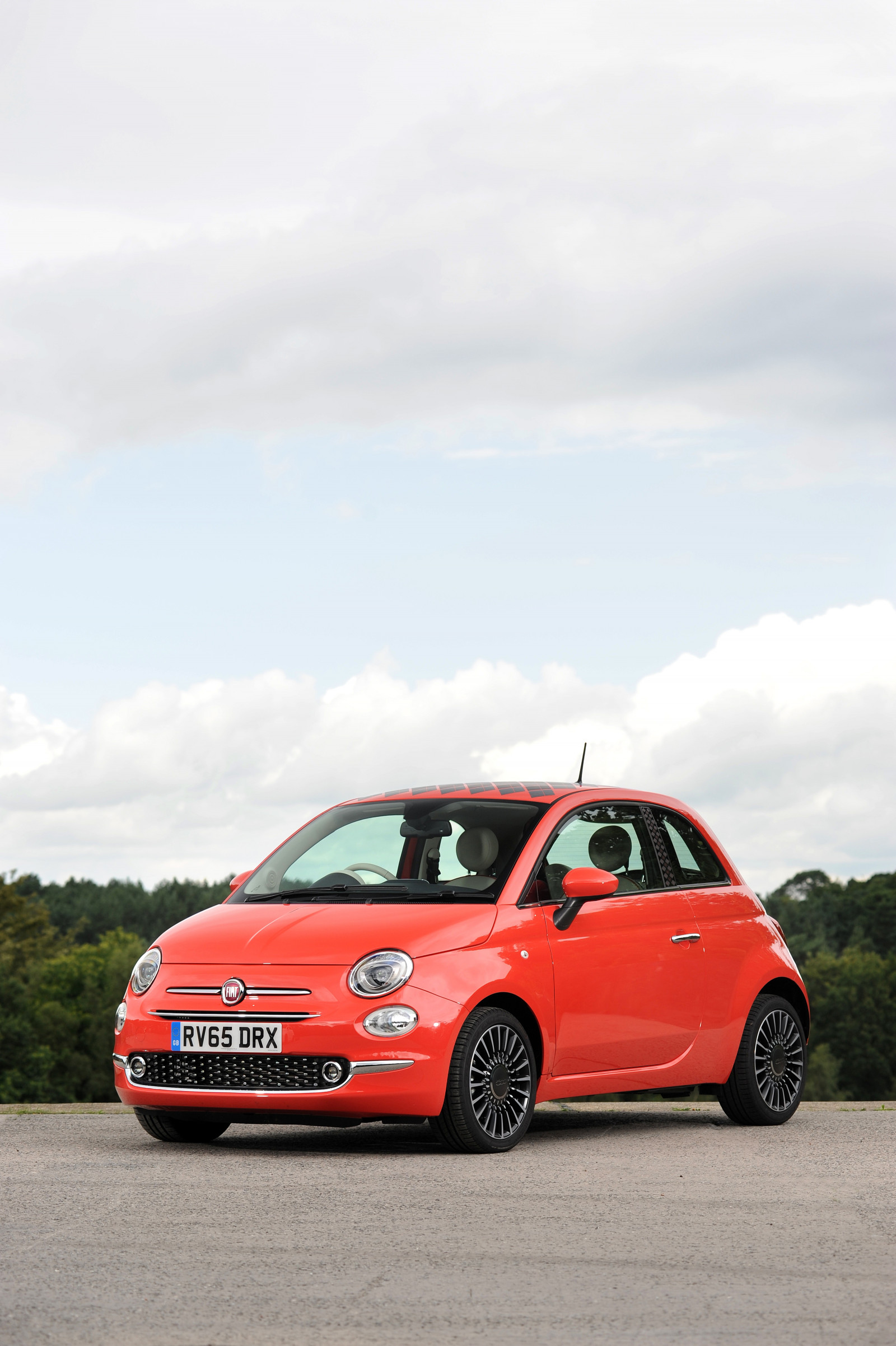 auto, vozidlo, fiat 500, FIAT, netcarshow, netcar, obrázky vozidel, photo auto, 2016, 500 UK verze, kolo, pozemní vozidla, automobilového designu, automobilový exteriér, automobil make, rodinný vůz, kompaktní vůz, městské auto, subcompact auto