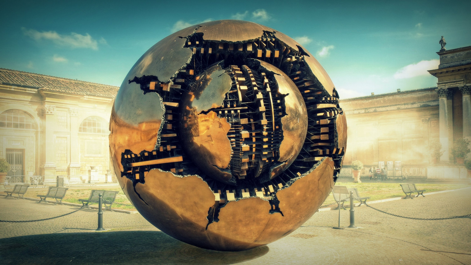 fotografie, Itálie, sochařství, Vatikán, horký, Řím, barva, UMĚNÍ, architektura, digitální, velký, chladný, Italia, fuji, skvělý, digitální umění, perfektní den, diletantský, ohromující, planeta, Fujifilm, minimalismus, malebný, visualart, pomodoro, OnFire, avantegarde, XE1, tonemapping, pomodorosculpture, colourlicious, cluke, fujifilmxe1, fujixe1