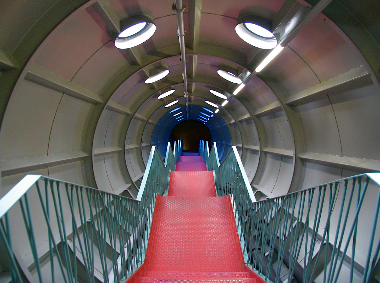 architettura, rosso, futuristico, simmetria, le scale, tunnel, Belgio, metropolitana, Bruxelles, Atomium, infrastruttura, corrimano, rotaia, mano, anawesomeshot, panoramafotografico, tubo, illuminazione diurna, fixed link