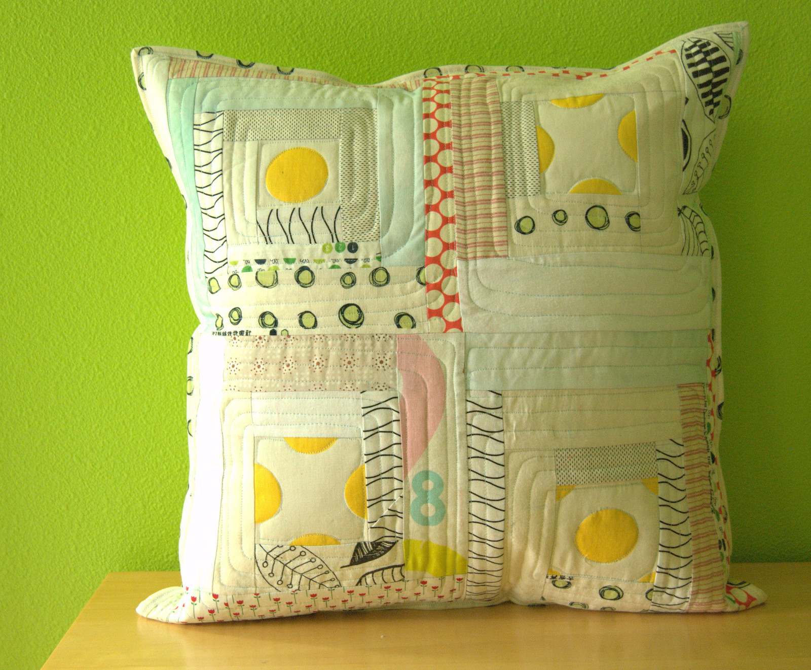 Wallpaper sunshine, sewing, pillows, polkadots, patchwork 2882x2381