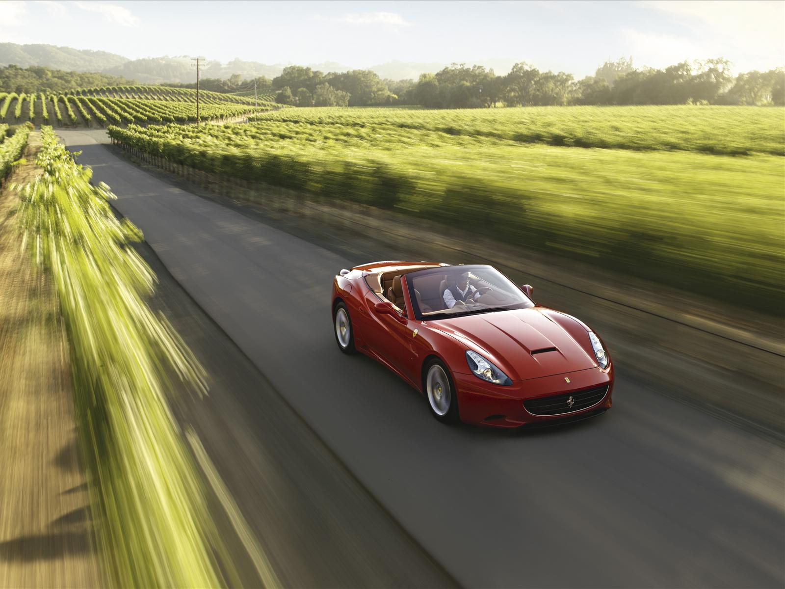 auto, vozidlo, Kalifornie, sportovní auto, Ferrari, řidičský, výkon auta, 2012, netcarshow, netcar, obrázky vozidel, photo auto, kolo, superauto, pozemní vozidla, automobilového designu, automobil make, luxusní vůz, závodiště