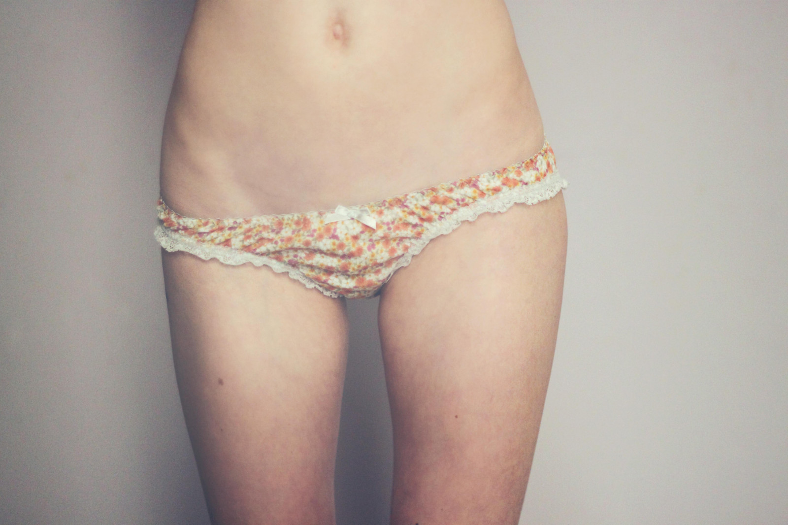 fotografering, lingeri, trusser, undertøj, tøj, nøgen, underbukser, pige, Foto, ben, halvt, girly, underbukser, bryst, mave, menneskelige legeme, lår, undertøjet, aktiv undertøjet, g snor, badedragt bund