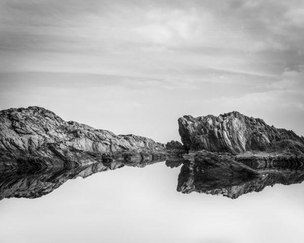 landscape,monochrome,sea,rock,white,black