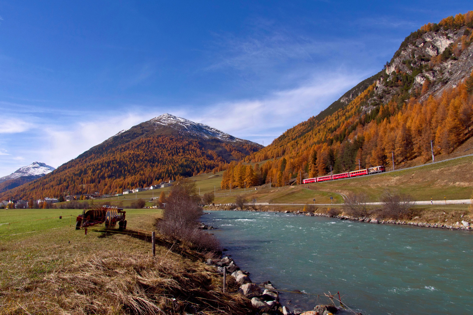 paesaggio, mare, collina, lago, ferrovia, costa, scogliera, panorama, valle, natura selvaggia, Alpi, 2013, altopiano, Olimpo, cresta, Terreno, rotaia, autunno, montagna, OMD, serbatoio, NGC, autunno, svizzera, suisse, montanaro, lago, bahn, morfologie montane, landform, caratteristica geografica, catena montuosa, abbattere, treno, ferrovia, locomotiva, paolobrocchetti