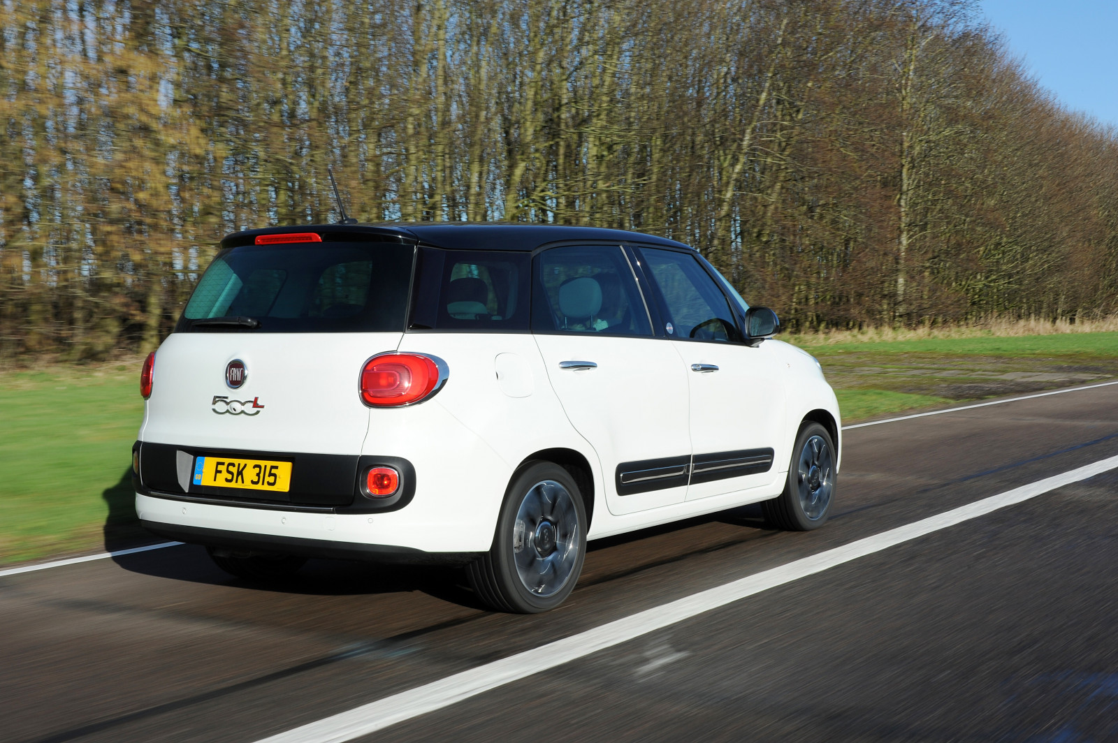 bil, køretøj, 2015, fiat 500, FIAT, netcarshow, netcar, bil billeder, bil foto, 500L britiske version, jord køretøj, bildesign, automotive exterior, bil make, luksus køretøj, kompakt bil, bybil, subcompact bil, kompakt SUV, SuperMini