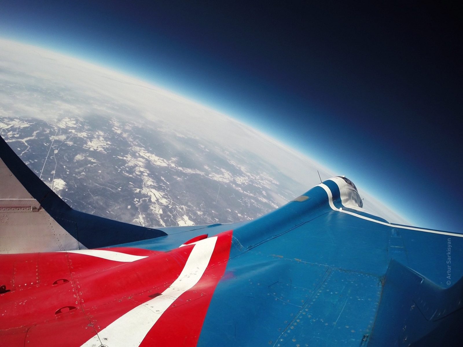 Himmel, Fahrzeug, Flugzeug, Flugzeug, blau, Atmosphäre, Aerobatic team, Mig 29, Mikoan MiG 29, Flug, Luftfahrt, Flügel, Bildschirmfoto, Atmosphäre der Erde, Flugreisen
