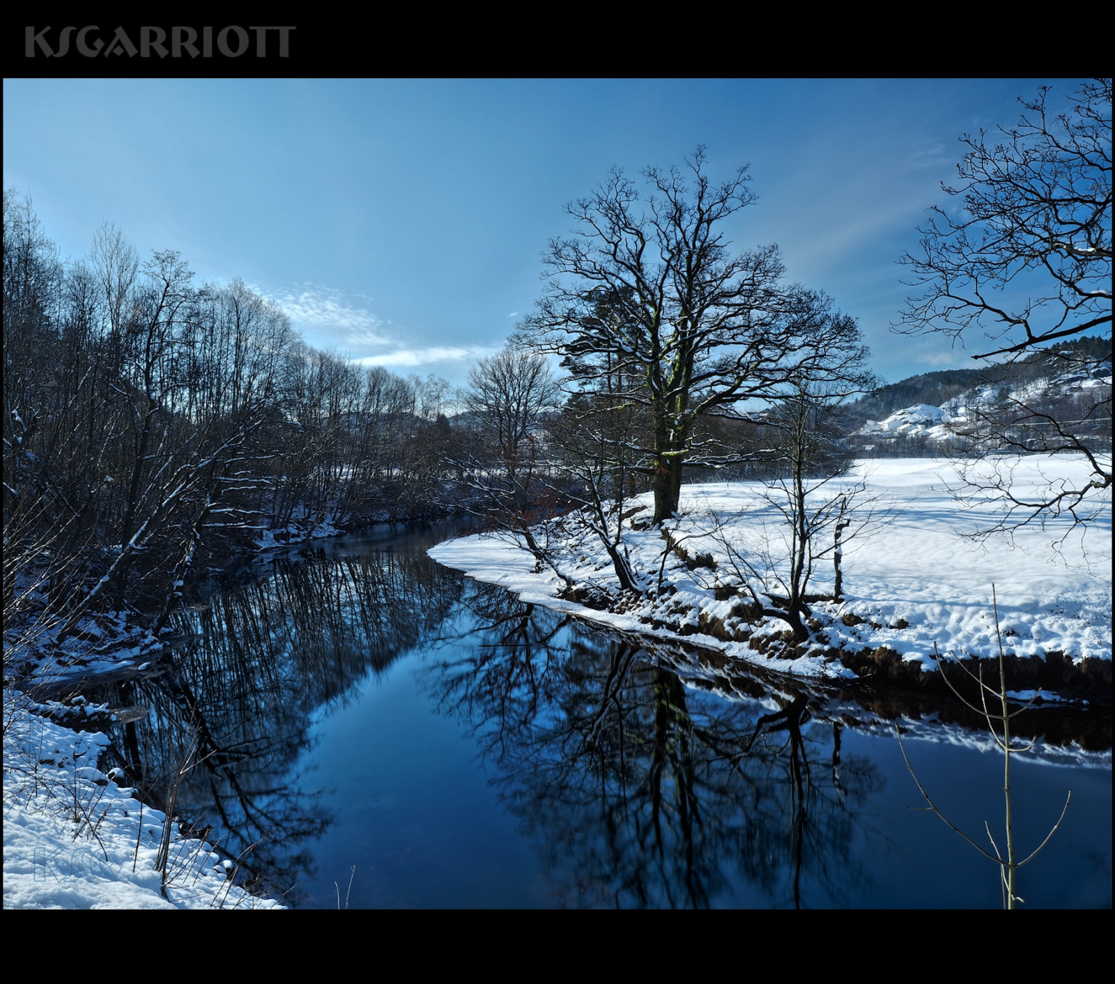 slunečnímu záření, krajina, les, jezero, Příroda, odraz, sníh, zima, modrý, led, Studený, Norsko, ráno, řeka, hospodařit, HDR, divočina, dub, zmrazení, Olympus, strom, hora, počasí, sezóna, sn, Vinter, tok, OMD, norge, atmosférický jev, dřevina, gard, Kristiansand, vozidlech s ukončenou životností, eik, em5ii, bla, ksgarriott, scottgarriott, tonemap, 1240mm, songdalen