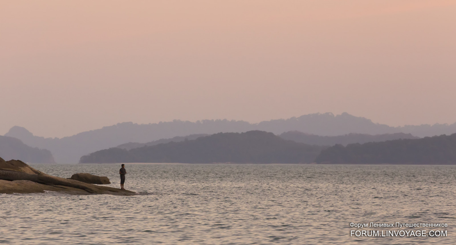 loď, západ slunce, moře, záliv, kopec, jezero, pobřeží, písek, nebe, vozidlo, pláž, Ryba, svítání, hotel, ráno, pobřeží, horizont, letovisko, Malajsie, džungle, soumrak, jachta, člun, rybolov, Langkawi, barva, hora, svítání, venkovní, oceán, vlna, phuketian, plachta, Rawai, phuketphotographernet, forumlinvoyagecom, httpforumlinvoyagecom, atmosférický jev