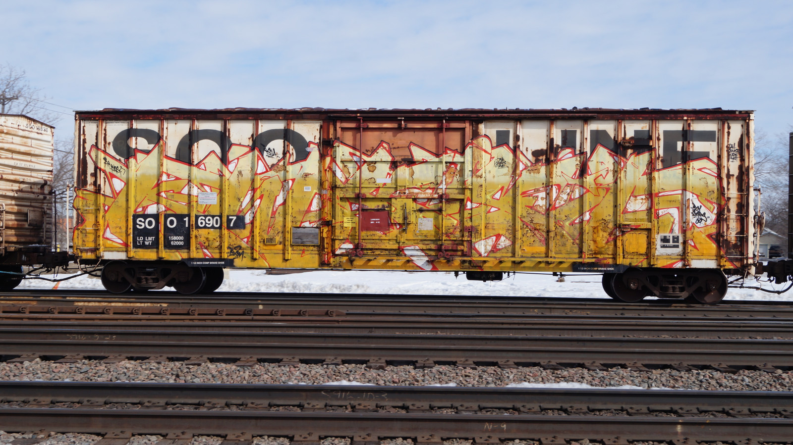 vozidlo, vlak, lavice, grafiti, doprava, náklad, lokomotiva, minneapolis, strom, vlaky, železo, dráha, náklad, benching, Nákladní, FR8, veřejná doprava, železniční doprava, kolejová vozidla, železniční vůz, fr8s, nákladní auto