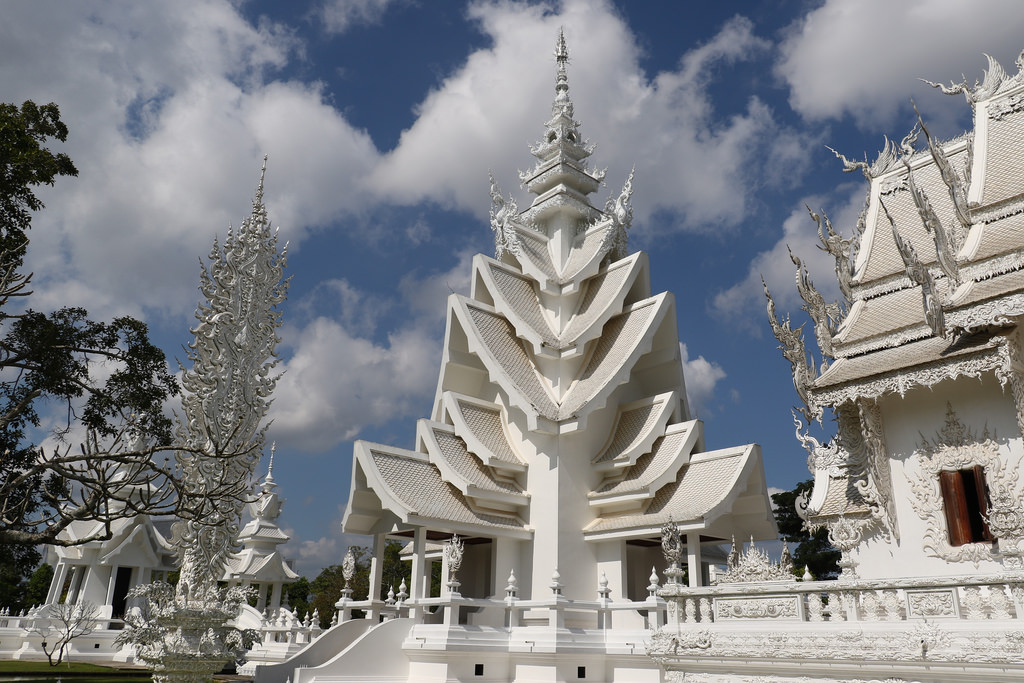 watrongkhun, tempiobianco, whitetemple, buddhistandhinduisttemple, tempiobuddistaeinduista, Tempio, Chiangrai, chiangraiprovince, norththailand, tailandiadelnord, Thajsko, tailandia, Thajsko, artistchalermchaikositpipat, artistachalermchaikositpipat, moderntemple, buddhistarchitecture, hinduarchitecture, Kánon