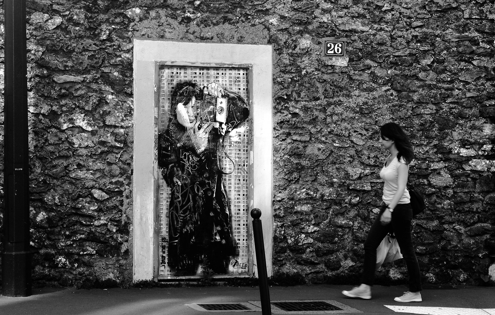 Černá, černobílý, ulice, městský, stěna, silnice, fotografování, fotograf, stojící, Paříž, Noir, infrastruktura, strom, dívka, Street View, malovat, fotografie, litovat, peinture, vrbový prut, noiretblanc, blackandwithe, photoderue, photographe, momentka, urbanarte, paris13, photopascalcolin, Černý a bílý, monochromatické fotografování, Passante, blac, Blach, Lephotographederue, Fotografie, stock photography, visual arts