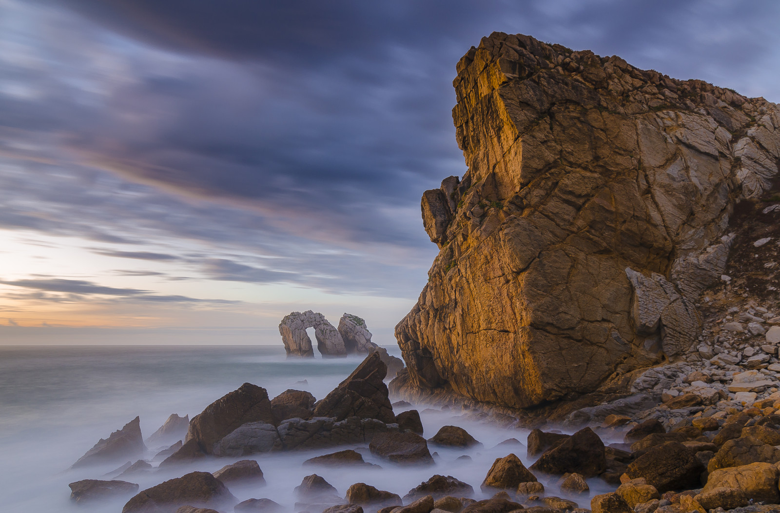 krajina, 500px, moře, voda, Skála, pobřeží, nebe, uklidnit, večer, pobřeží, útes, horizont, pelerína, Formace, cantabria, 2012, Terén, mrak, oceán, vlna, costy, nikond7000, projectweather, nublado, espana, geologie, zásobník, bwnd1000, Klippe, mys, mys, Liencres, Santander, neočekávaný výskyt, costaquebrada, Costadecantabria, Losurros, Pielagos, coastal and oceanic landforms