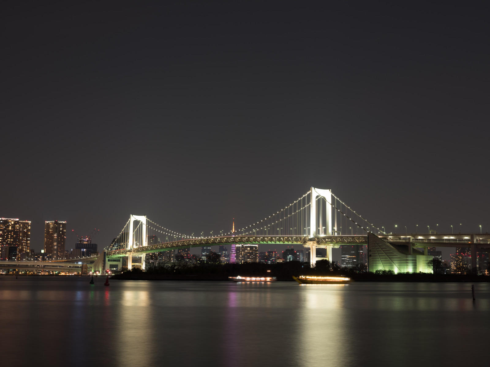 Japonsko, město, panoráma města, noc, architektura, odraz, panoráma, mrakodrap, večer, věž, most, horizont, soumrak, Tokio, Fujifilm, jp, světlo, osvětlené, osvětlení, fuji, Fujinon, gf, gf63mm, gf63mmf28rwr, gfx, gfx50s, mezník, Daiba, Odaiba, duhový most, tokyobay, Tokyo Tower, Metropolitní oblast, lidské osídlení, kabel vydržel most