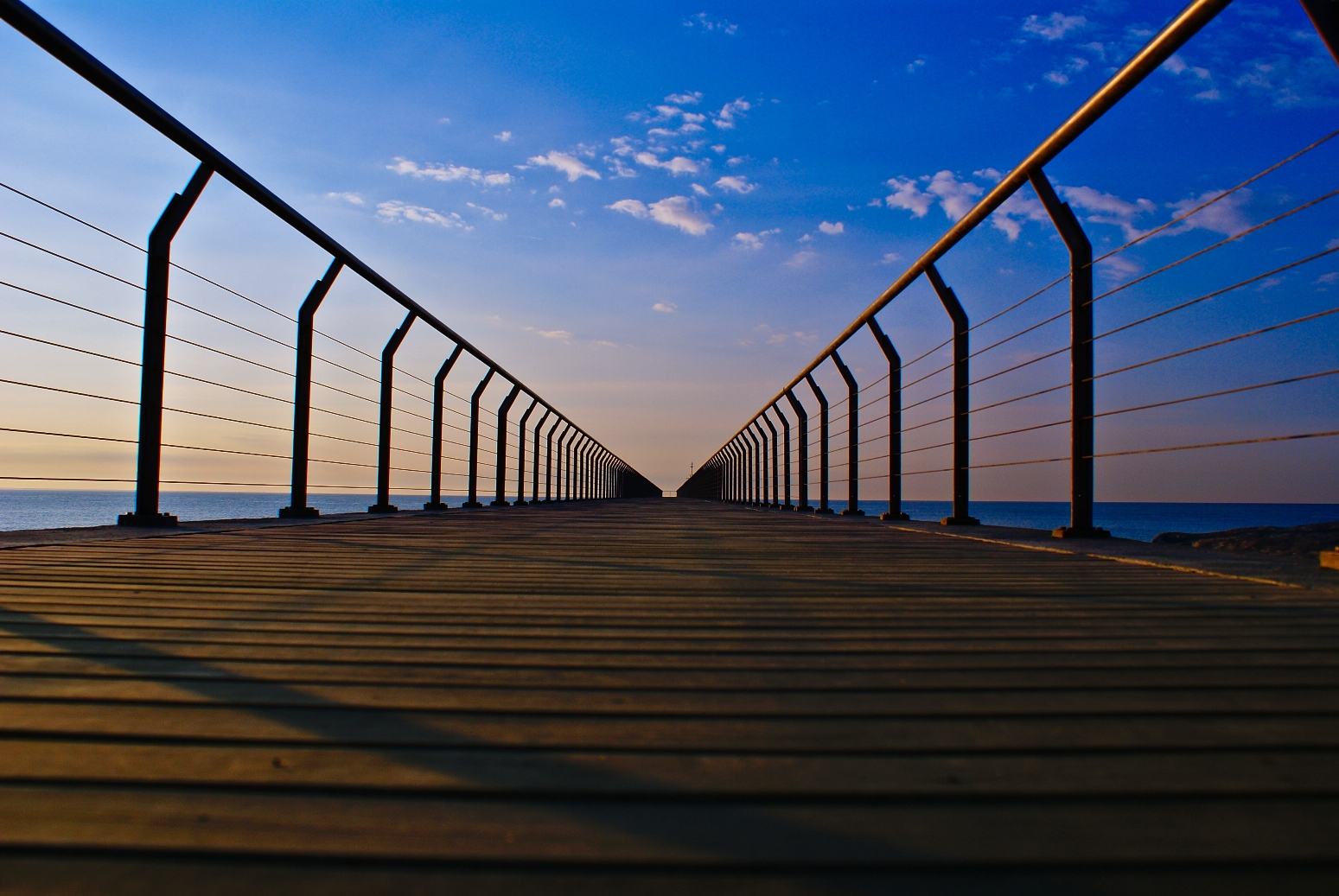 slunečnímu záření, západ slunce, moře, odraz, nebe, pláž, dřevo, svítání, večer, ráno, pobřeží, most, Španělsko, horizont, Sony, molo, soumrak, chodník, Katalánsko, Catalunya, svítání, oceán, puente, dřevěný, tvar, čára, pont, olej, alfa, Pasarela, A300, Espanya, espana, dslra300, joangarciaferre, gemicr, gemicr69, Cataluna, Badalona, Petroleo, PETROLI, passarel la