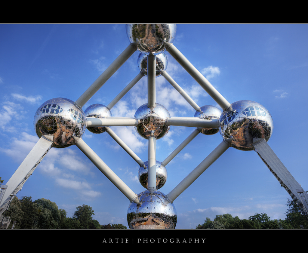 Brusel, věž, kov, architektura, noc, Photoshop, Kánon, světla, nerezová ocel, Belgie, stativ, Tubes, buňka, míče, inženýrství, široký úhel, struktura, koule, 1958, tvar, koule, Atomium, bizarní, ef, 1740mm, HDR, Artie, CS3, 3XP, Photomatix, 102m, tonemapping, Expo58, F40l, tonemap, Andr waterkeyn, Ironcrystal, 97m, 5dmarkii, 5dm2