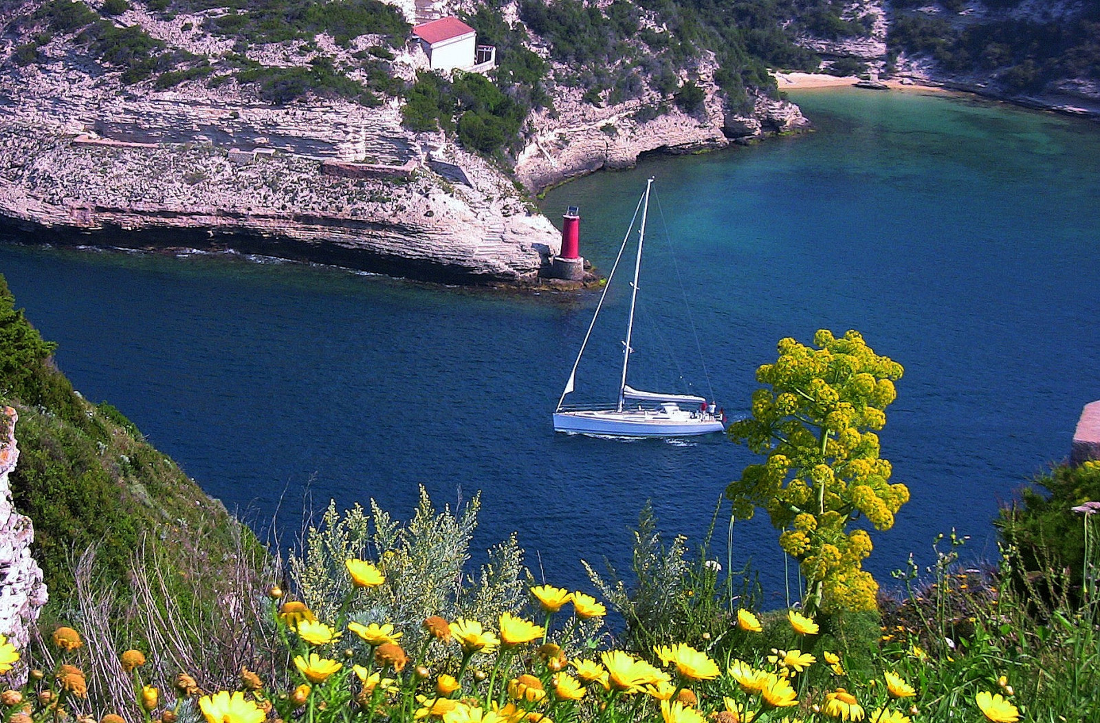 krajina, moře, záliv, jezero, voda, Příroda, nebe, Cestovní ruch, pobřeží, útes, řeka, skály, fjord, Francie, pelerína, mount scenérie, Korsika, strom, cestovat, Landschaft, květ, prozkoumat, rostlina, paisaje, přístav, natur, zátoka, Insel, corse, isola, Bonifacio, lodě, nádrž, Akdeniz, Frankreich, plavby, Urlaub, meer, reisen, roba66, naturalezza, Felsen, jezero, ostrůvek, korsika, corsicaisland, Hafen, tělo z vody, Schiffe, mys, vstupní, Bucht, Kalkstein, S dkorsika, Buniffaziu, Caanque, coastal and oceanic landforms