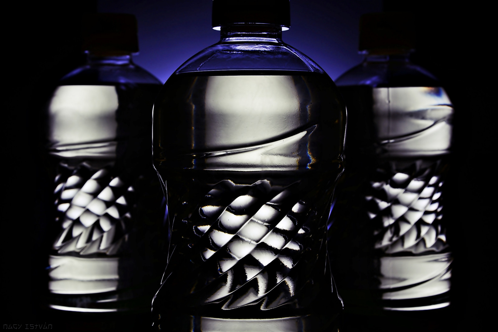 modrý, světlo, bílý, Černá, barvy, silueta, Studio, láhev, Nikon, Maďarsko, Pozadí, plastický, formulář, tvar, magyar, forma, MAGYARORSZAG, feny, 2016, fekete, FEH r, Kek, szinek, h tt rk p, Palackého, t rkeve, m Material, alakzat, nagyistv n, nagyistvan8