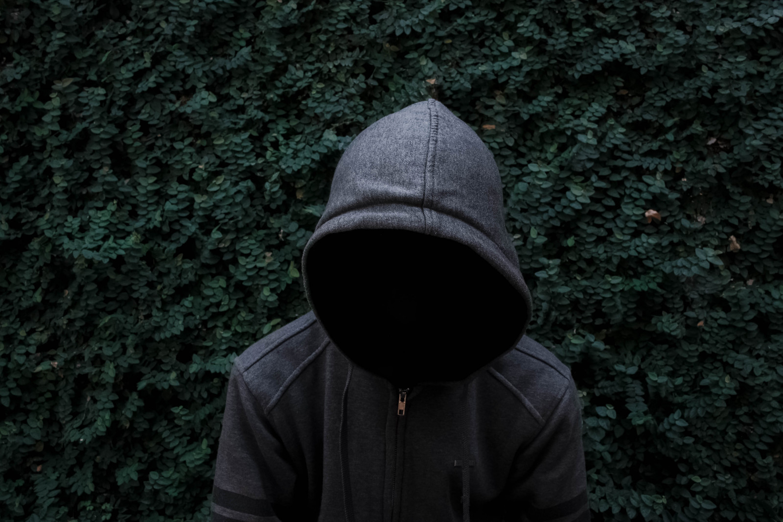 Anonymní, krajina, městský, grey clothing, maska, urbex