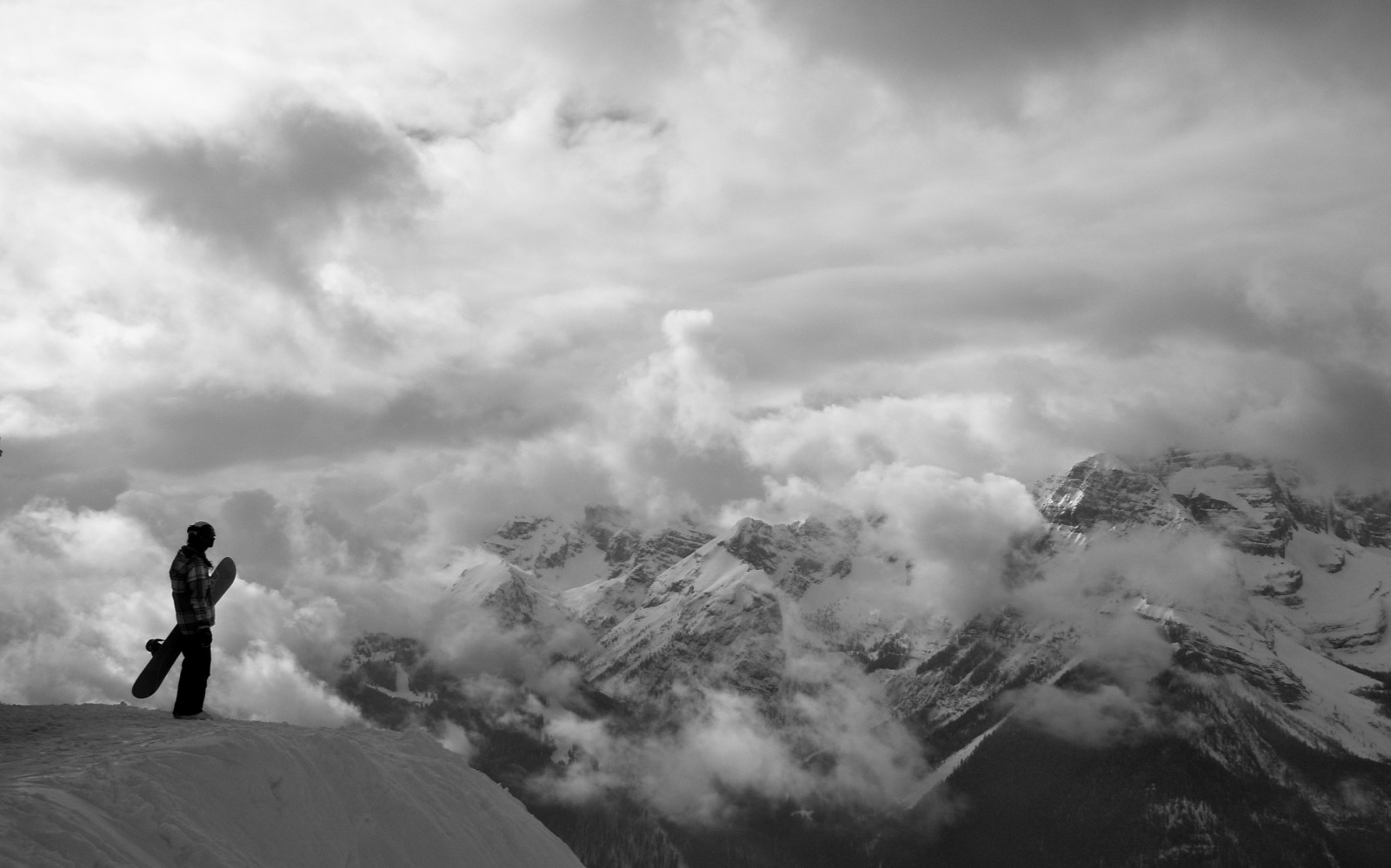 Weiß, schwarz, einfarbig, Himmel, Schnee, Fotografie, Wolken, Atmosphäre, Wolke, Berg, Wetter, Welle, Atmosphärisches Phänomen, Atmosphäre der Erde, Schwarz und weiß, Monochrome fotografie, Bergige landforms, Geologisches Phänomen, Gebirge, Meteorologisches Phänomen, 3648x2279 px